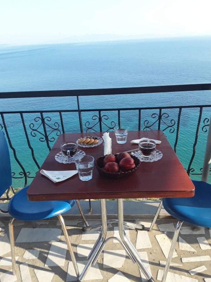 Odhisea Hotel Restaurant Qeparo Eksteriør billede