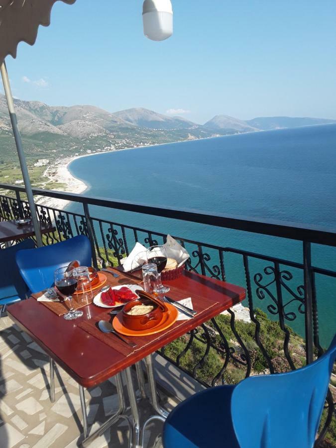Odhisea Hotel Restaurant Qeparo Eksteriør billede